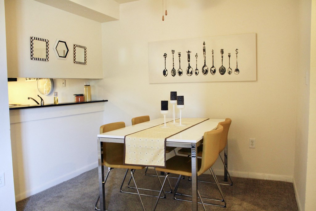 Miamisburg by the Mall Model dining room at Miamisburg by the Mall, Ohio