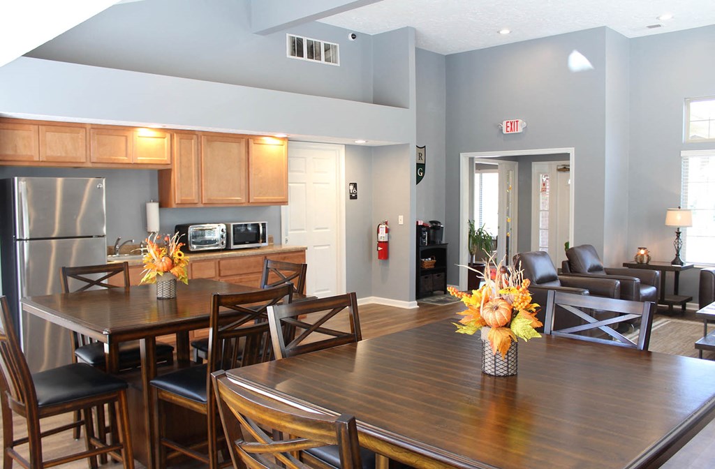 Clubhouse With Kitchen at Eagle Crest Apartments, Galloway