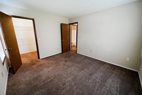 Woodhills Apartments