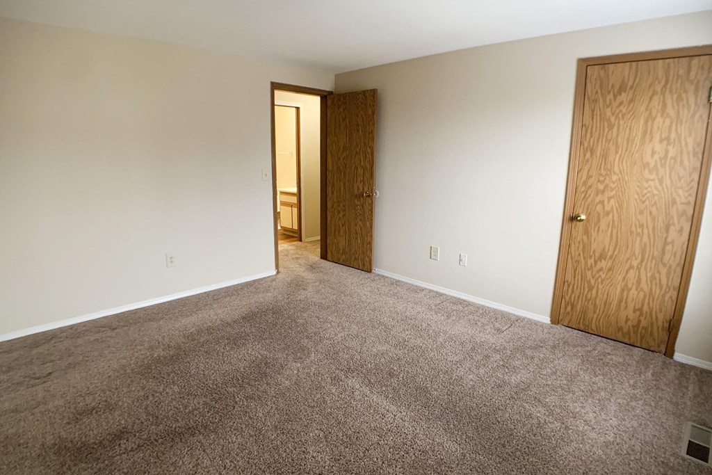 Woodhills Apartments, 1000 Clubhouse Drive, West Carrollton, OH RentCafe