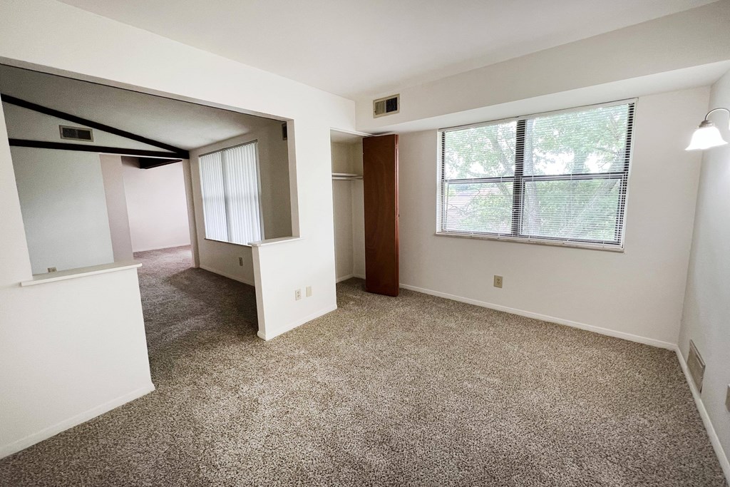 Four Worlds Apartments