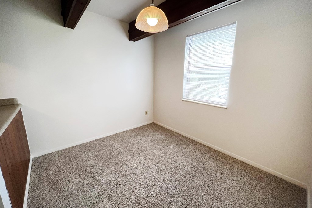 Four Worlds Apartments