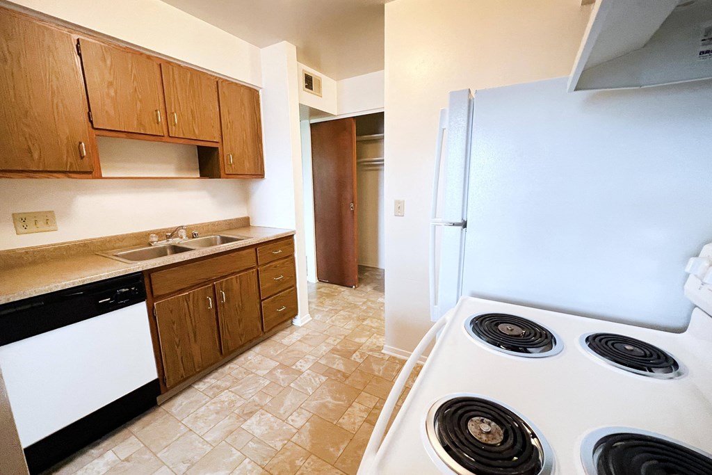 Four Worlds Apartments