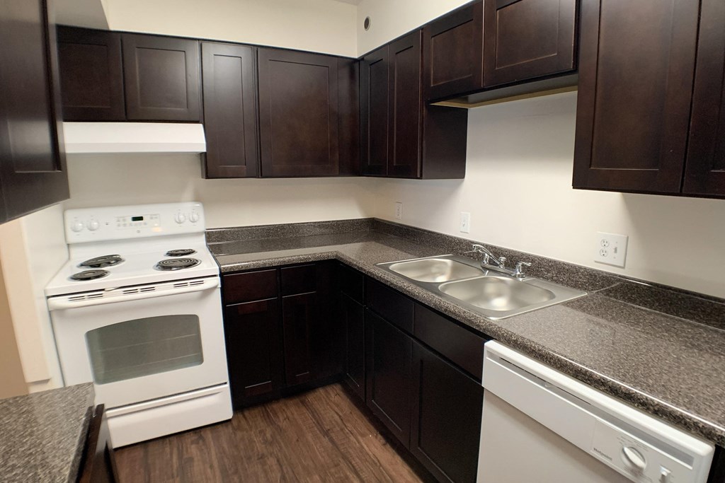 Kitchen at Indian Lookout Apartments, Cincinnati