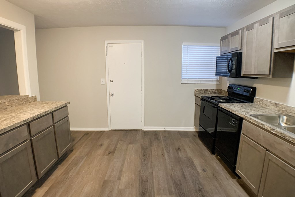 Large Kitchen  at Revere Village Apartments, Centerville