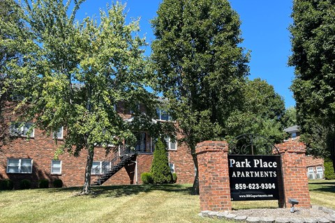Park place sign at Park Place, Richmond, KY, 40475