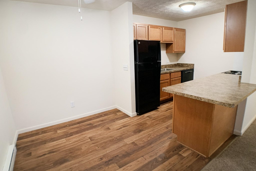 Kitchen Area at Wyndemere Apartments, Franklin, Ohio