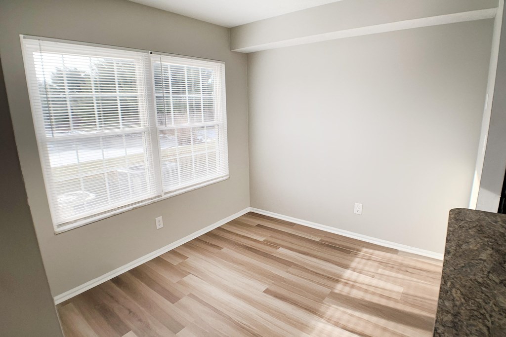 Dining at Steeplechase Apartments, Loveland, 45140