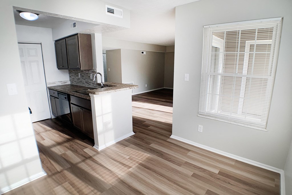 Living And Kitchen at Steeplechase Apartments, Ohio