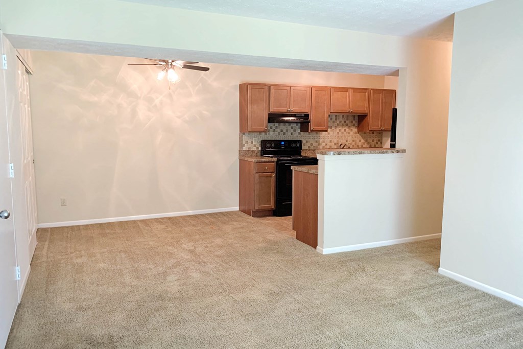Living And Kitchen View at Forest Creek Apartments, Middletown, 45044