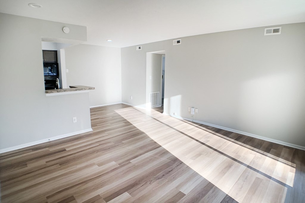 Wood Floor Living Room at Steeplechase Apartments, Loveland, 45140
