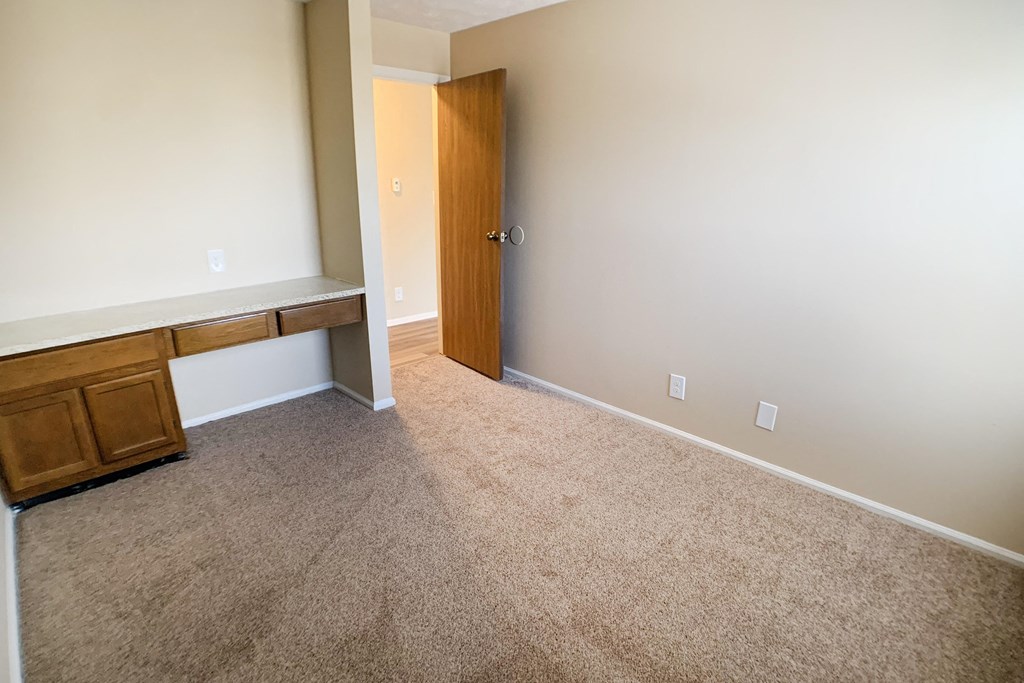 Plush Carpeting at Steeplechase Apartments, Loveland