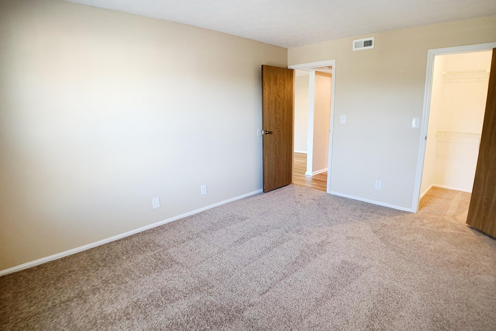 Vacant Bedroom at Steeplechase Apartments, Loveland
