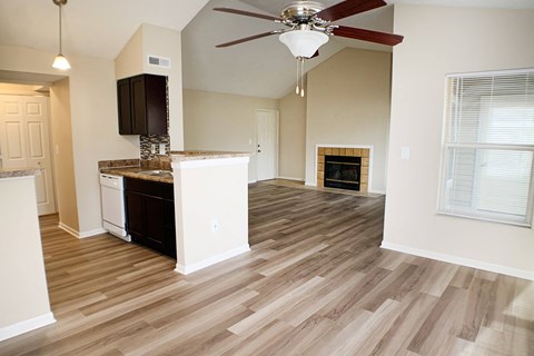 Kitchen Unit at The Vinings Apartments, Cincinnati, 45245