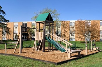 Barley Ridge Playground - Photo Gallery 3