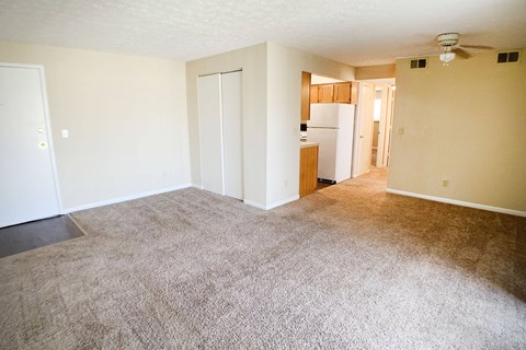 Vacant Living Area at Crown Crossing Apartments, Amelia, OH