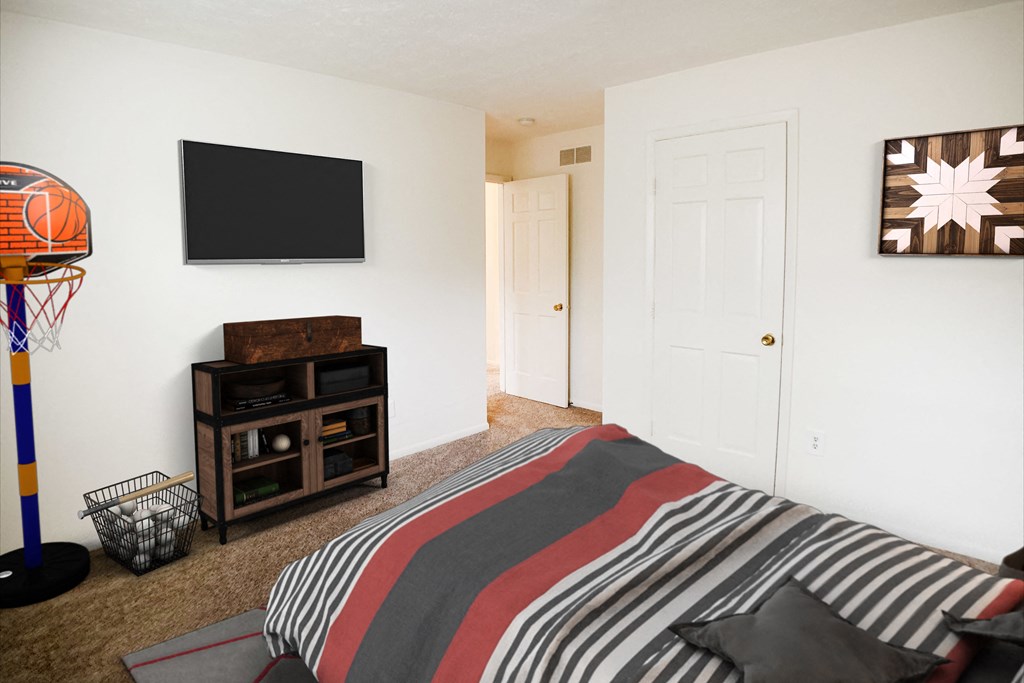 Bedroom With TV  at Revere Village Apartments, Centerville, 45458