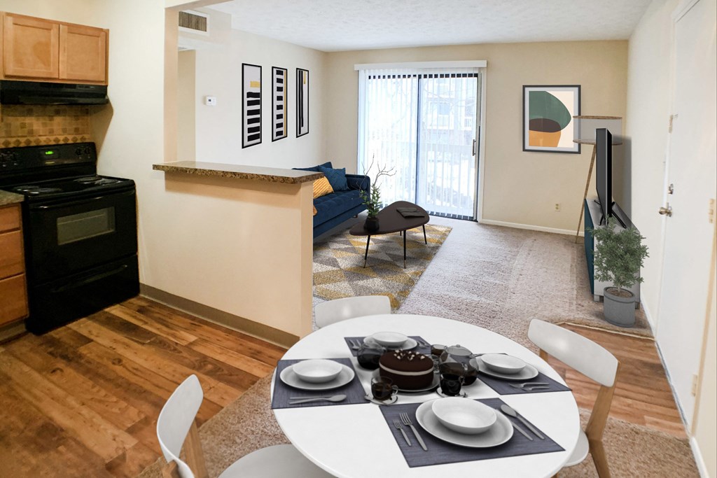 Dining Picnic area at Forest Creek in Middletown, OH