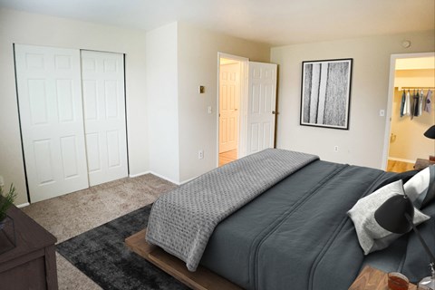 Crown Ridge Bedroom area at Crown Ridge Apartments, Franklin