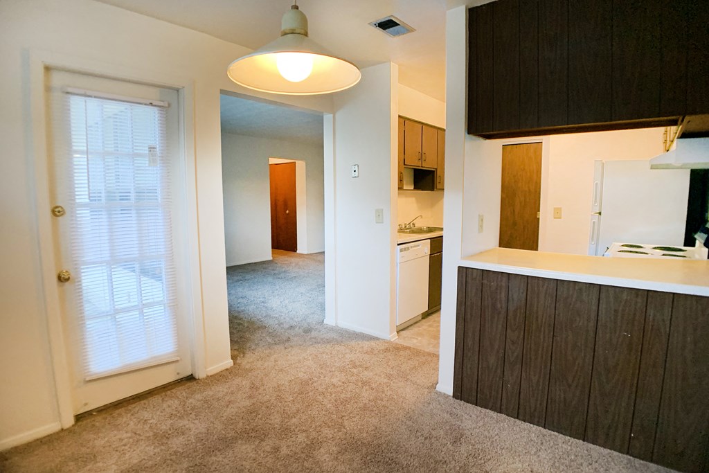 Four Worlds Apartments