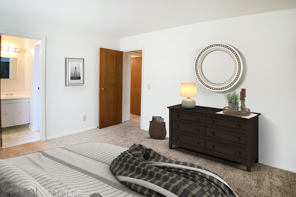 Four Worlds Apartments