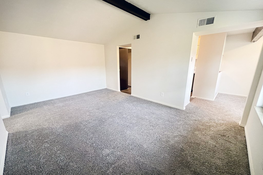 Four Worlds Apartments