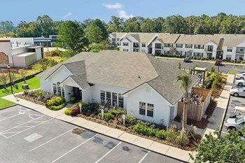17830 Baldwin Farms Place 1-3 Beds Apartment for Rent - Photo Gallery 3