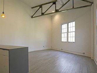 951 Government Street 1-3 Beds Apartment for Rent - Photo Gallery 3