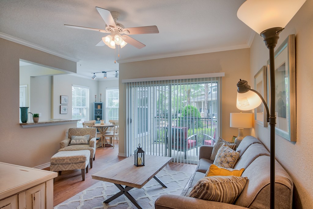 A Living Room With a Couch at Villas at Bon Secour Apartments, Alabama