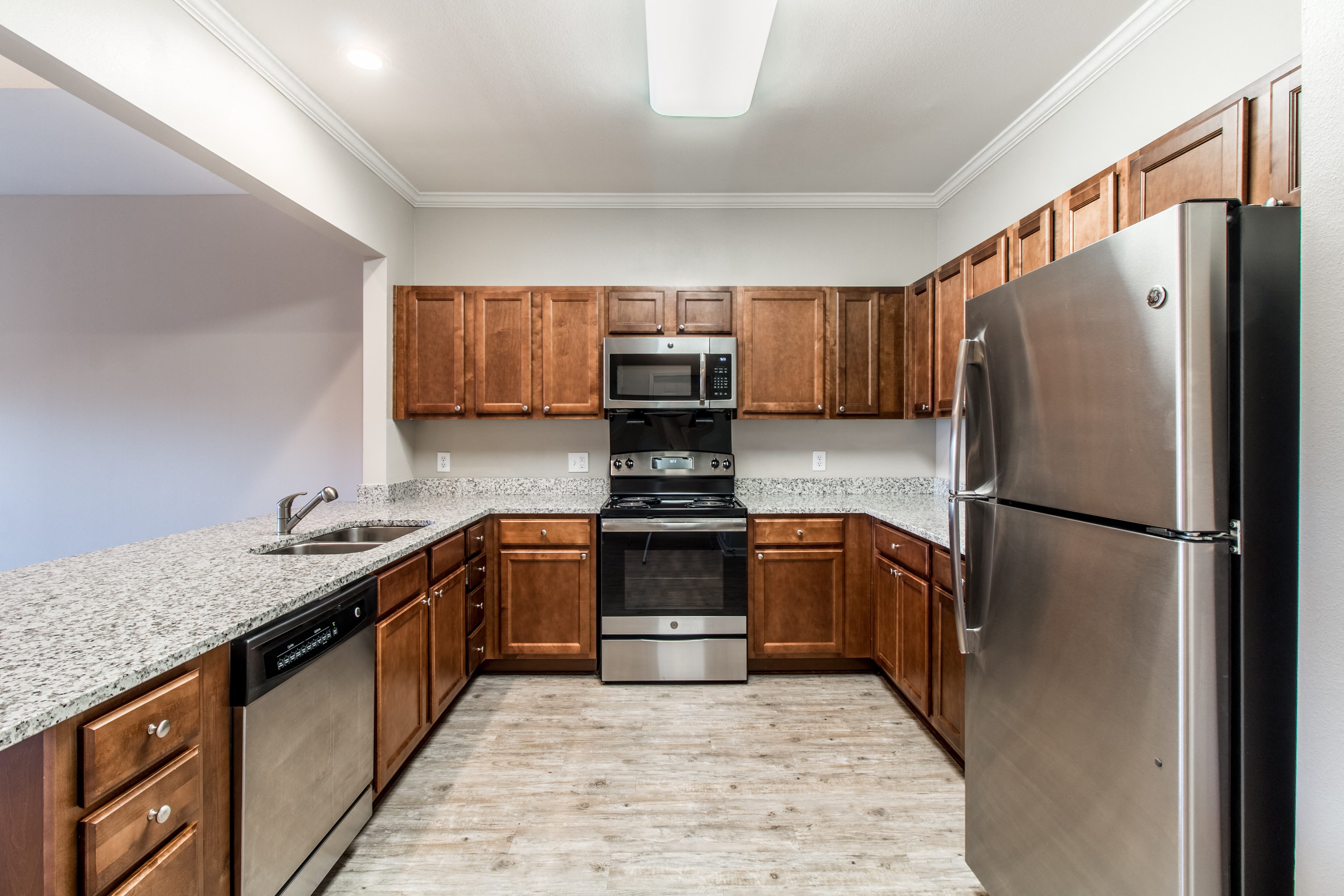 Spacious Kitchen The Palladian at Promenade