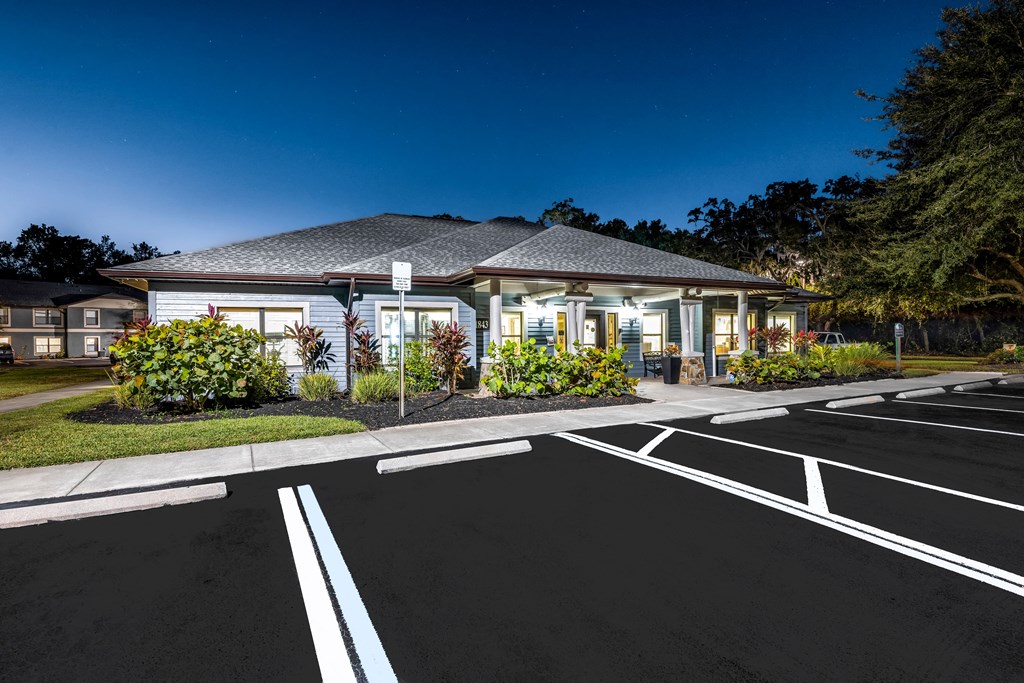 The Ashton Oaks Leasing Office