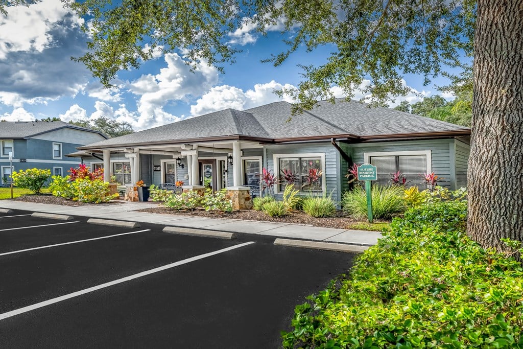 The Ashton Oaks Leasing Office