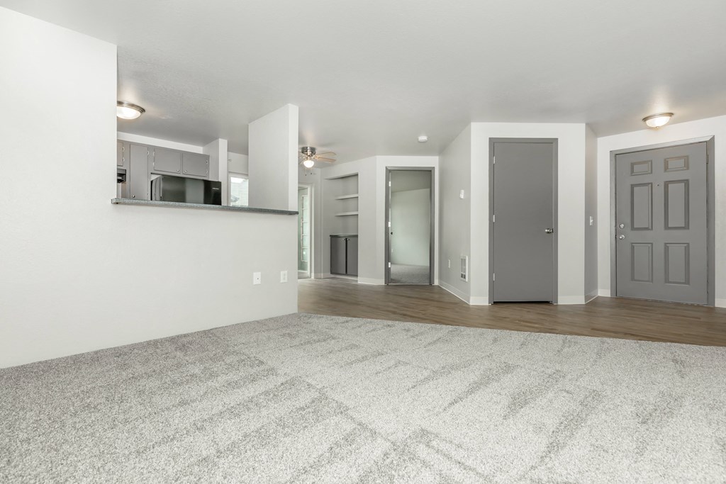 Orchard Park Apartments Spacious Living Room