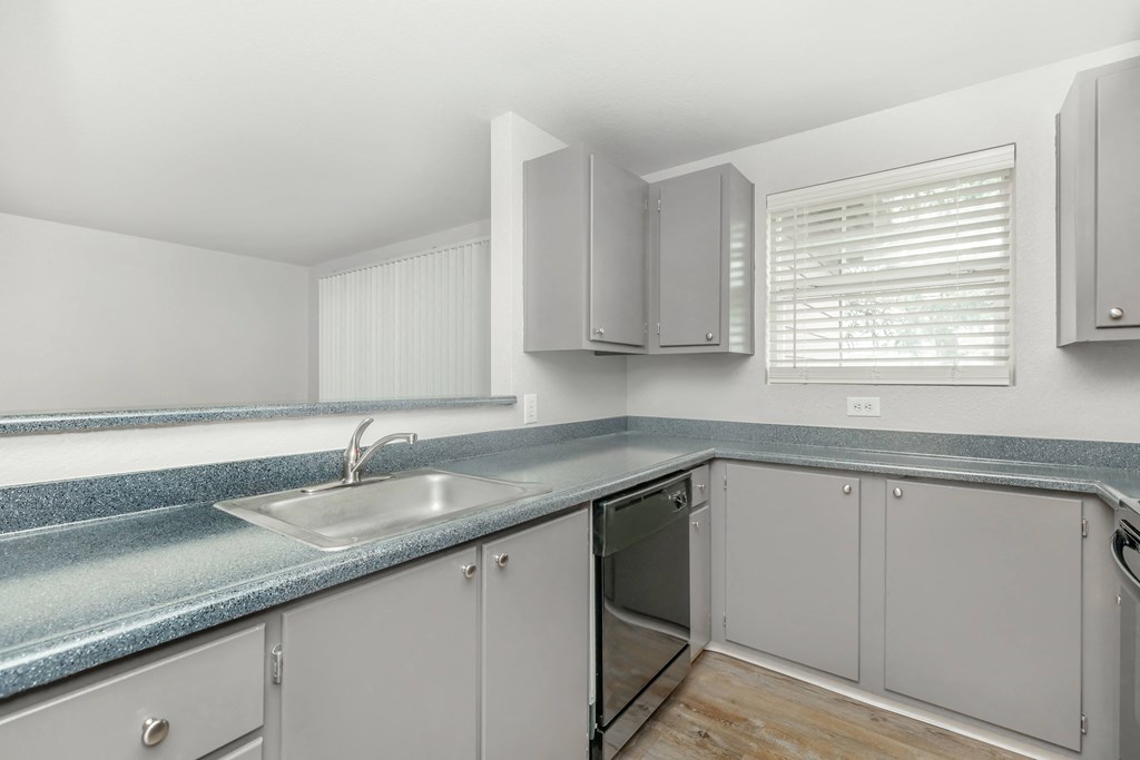 Orchard Park Apartments Kitchen