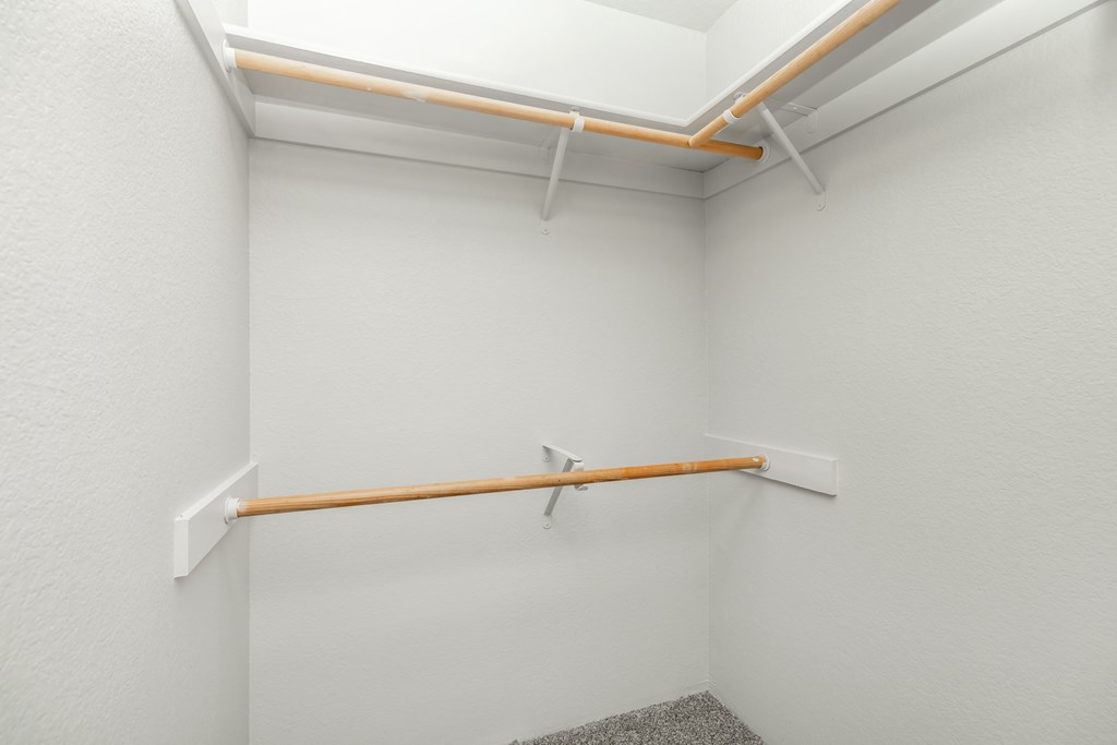 Orchard Park Apartments Spacious Closet