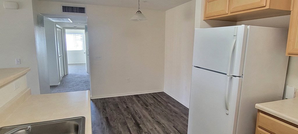 Larkspur two bedroom unit dining area