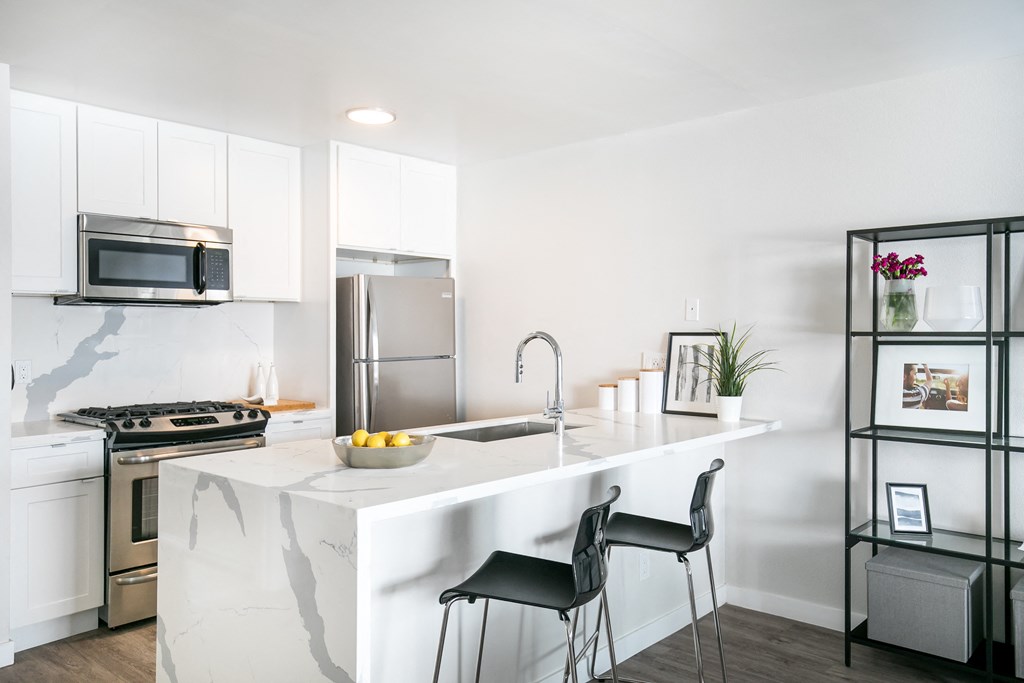 Park View on Yukon fully furnished kitchen with appliances Park View on Yukon fully furnished kitchen with appliances