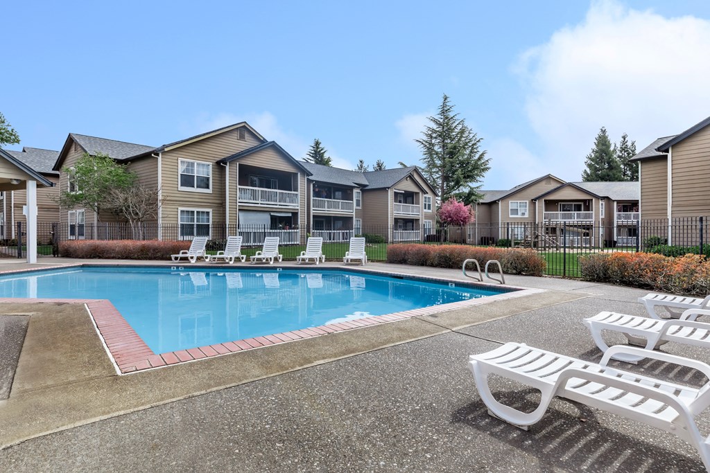 Orchard Park Apartments Pool