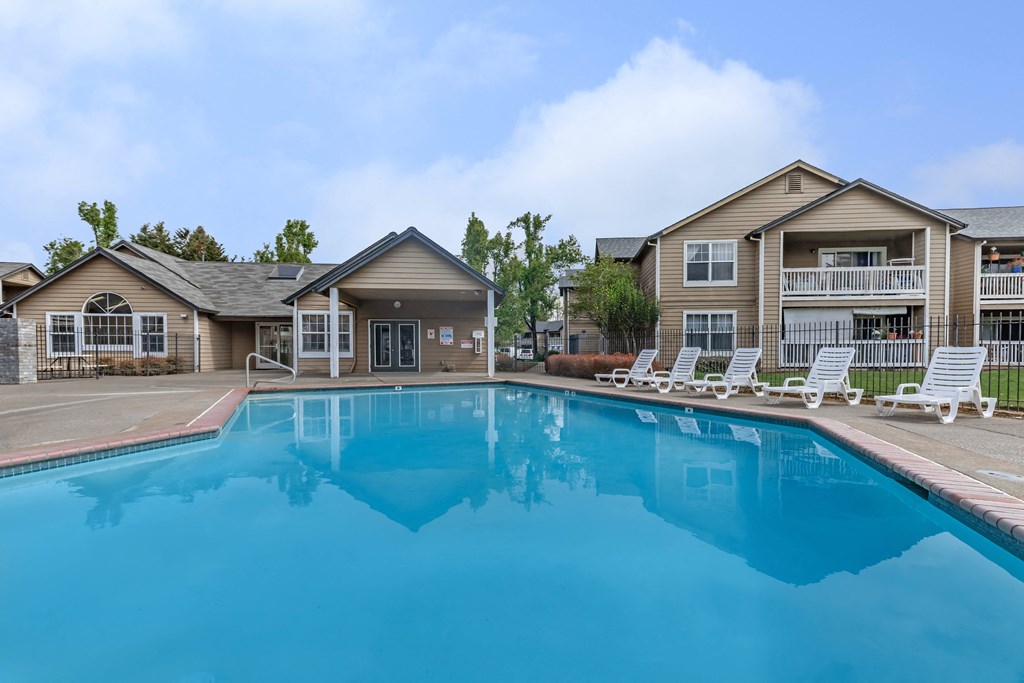 Orchard Park Apartments Pool