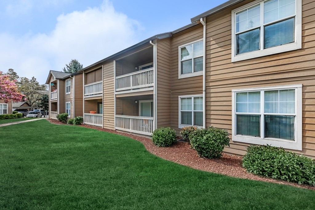 Orchard Park Apartments Exterior