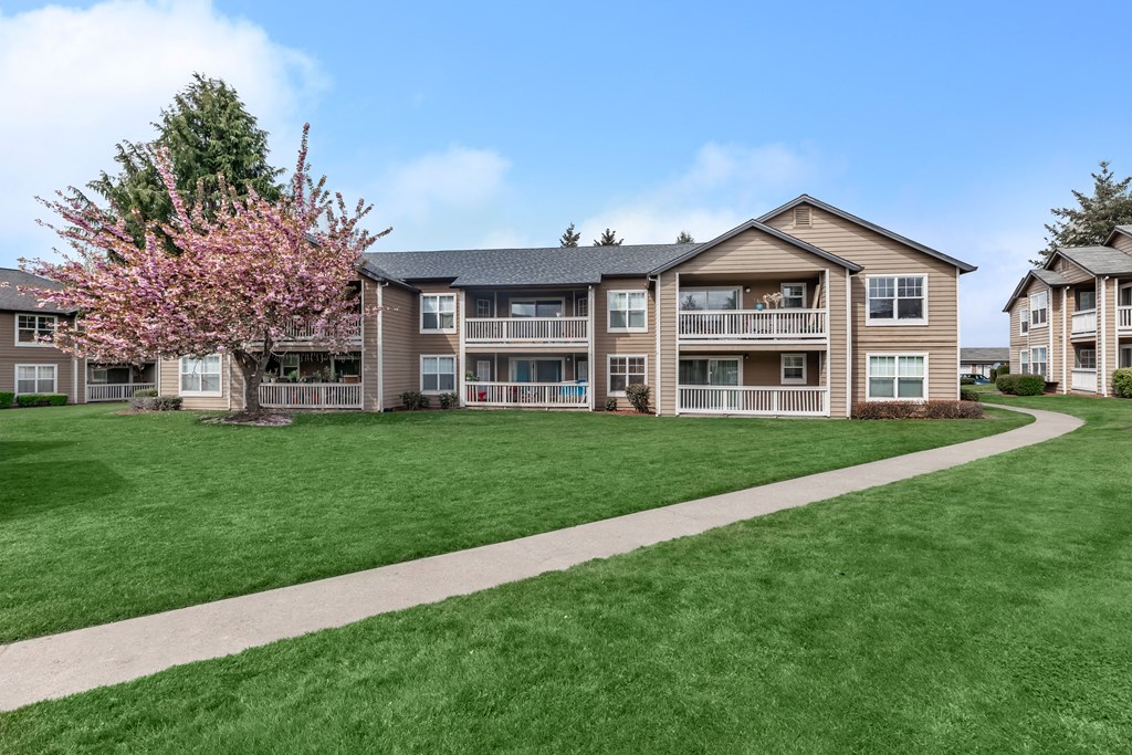 Orchard Park Apartments Exterior