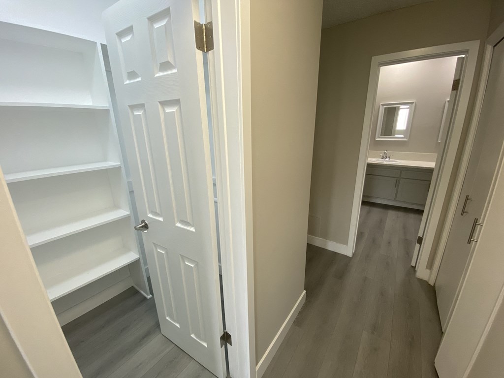 11858 Goshen Ave Unit 207 spacious closet