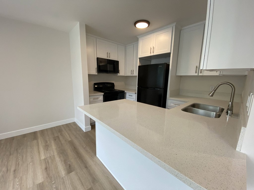 11928 Darlington Ave 1 Bed 1 Bath Kitchen