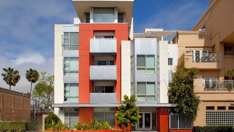 the building in which the apartment is located