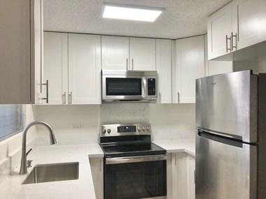 1818 Anapuni Street 1-2 Beds Apartment for Rent Photo Gallery 1