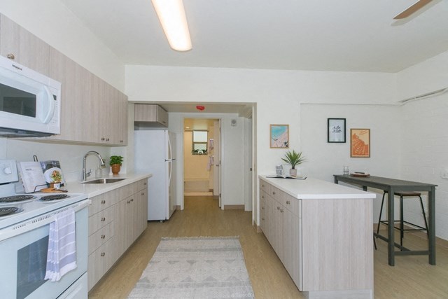 Kanekapolei Collection Dining and Kitchen area with decor