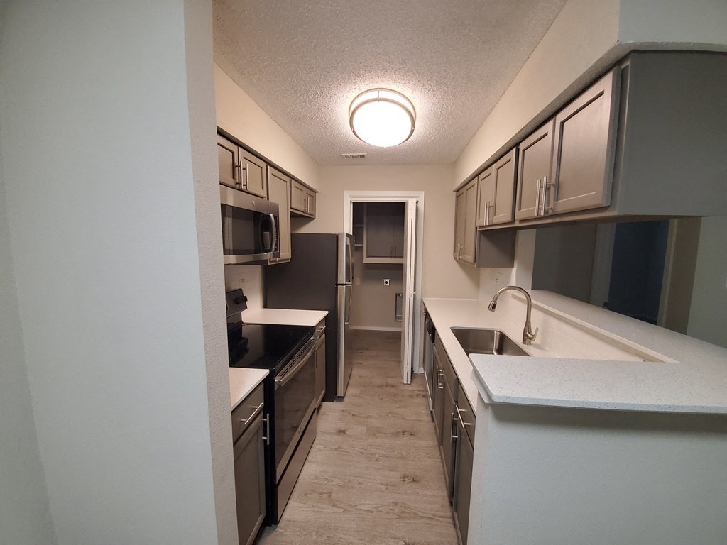 Trails of Walnut Creek kitchen area