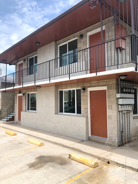 2048 South Beretania Street Apartments exterior building