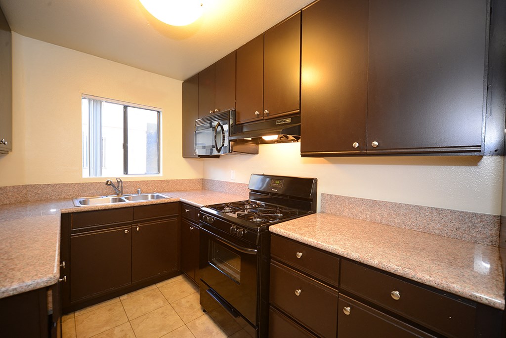 Monarch Terrace kitchen with appliances