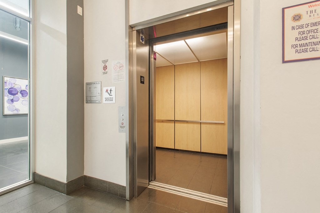 Mayfair Residences At Santa Monica Beach